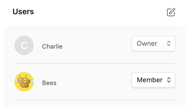 Users list with a blue arrow pointing to the Edit members icon at the upper right.
